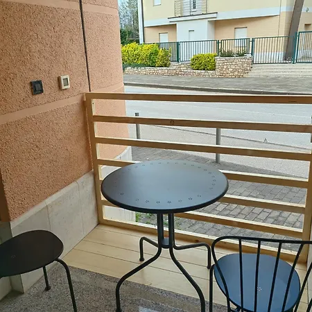Sea View & Bruno アパート